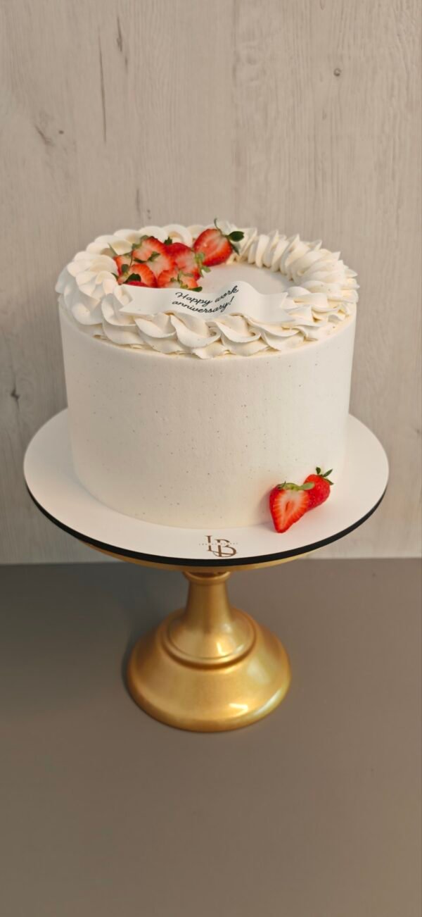 2023/04/24407-scaled.jpg CREMA CON FRESAS