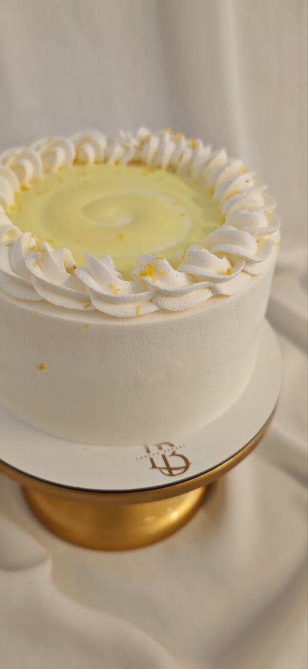 2023/04/27473-1-scaled.jpg LEMON CAKE