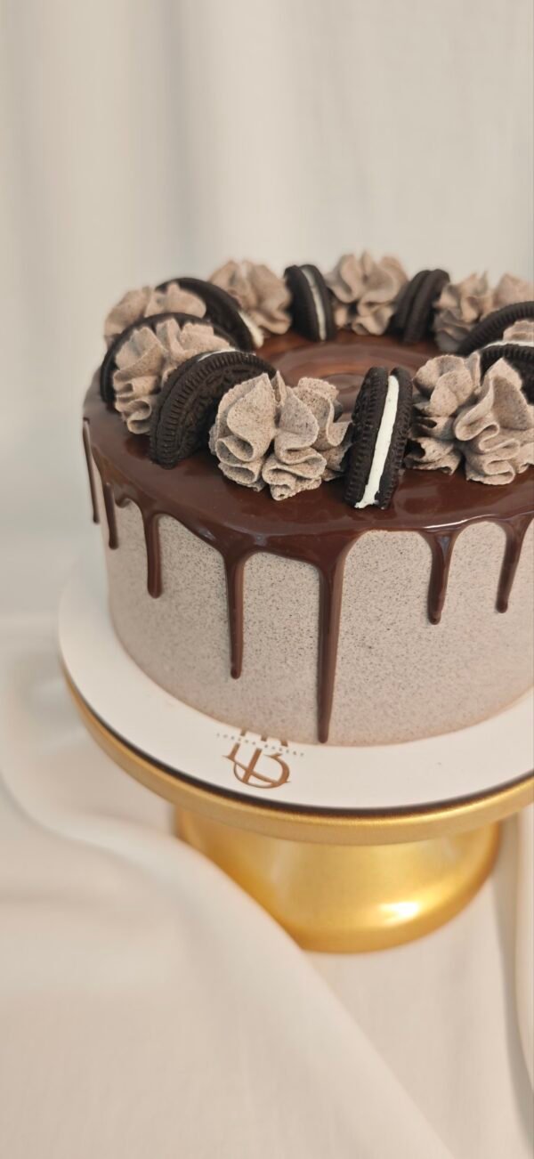 OREO CAKE