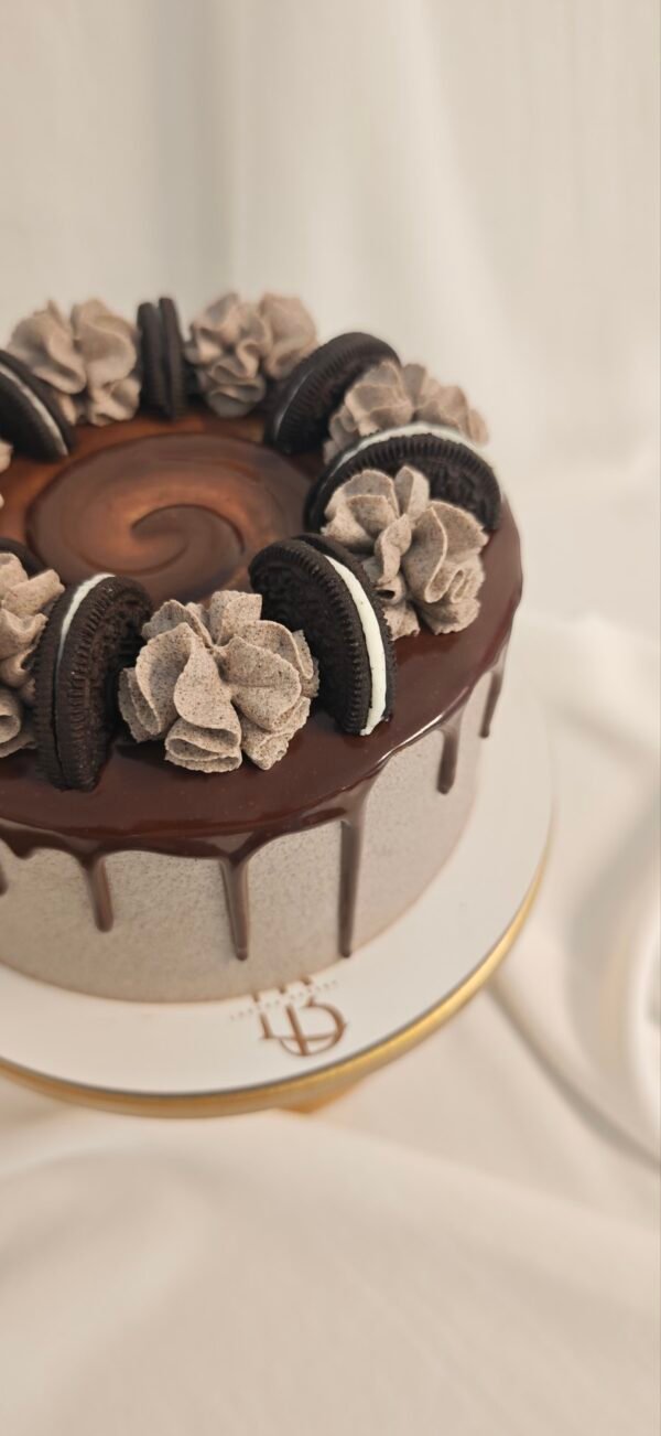 OREO CAKE