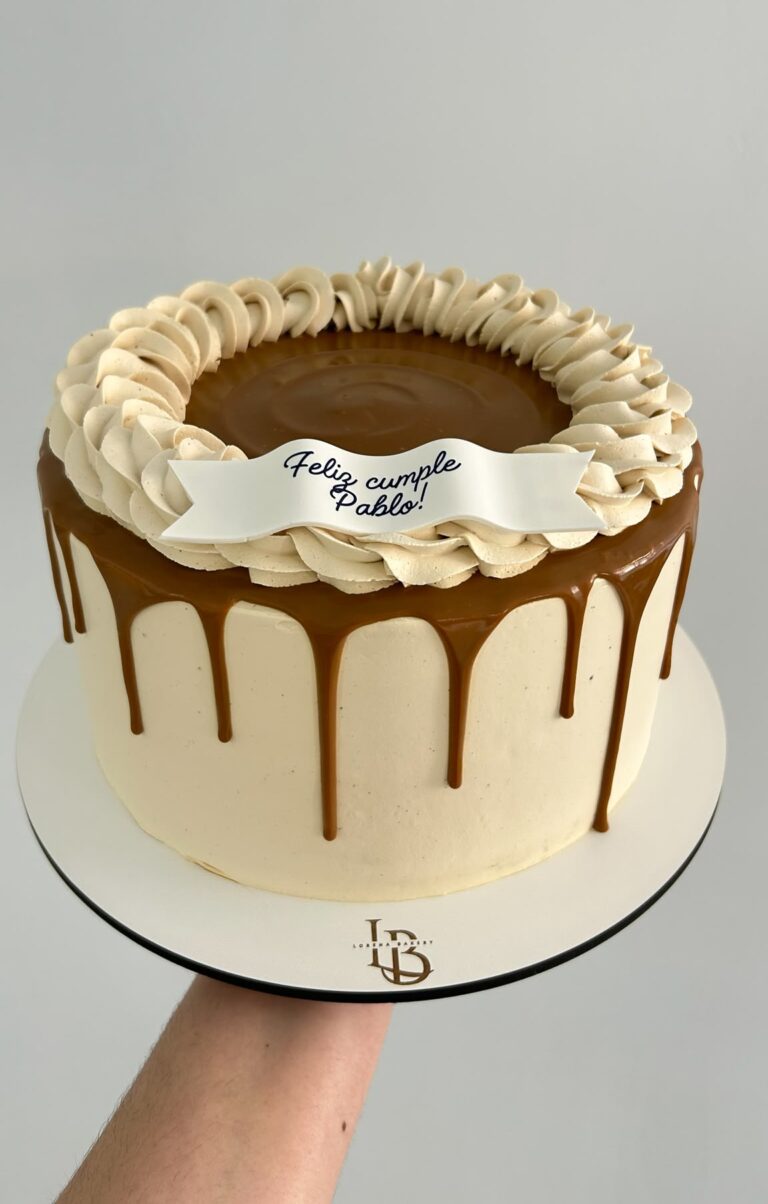 DULCE DE LECHE CAKE