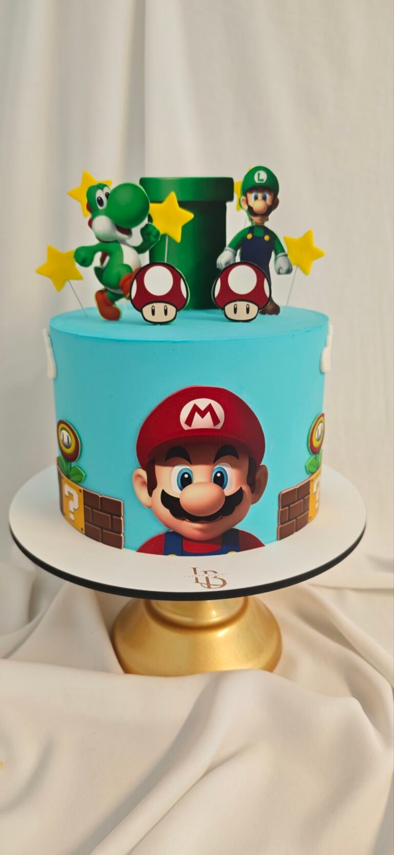 Super Mario Cake