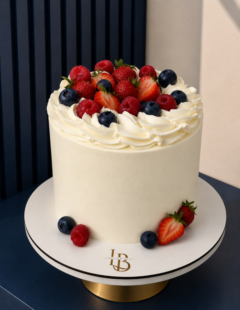 Frutos Rojos Cake