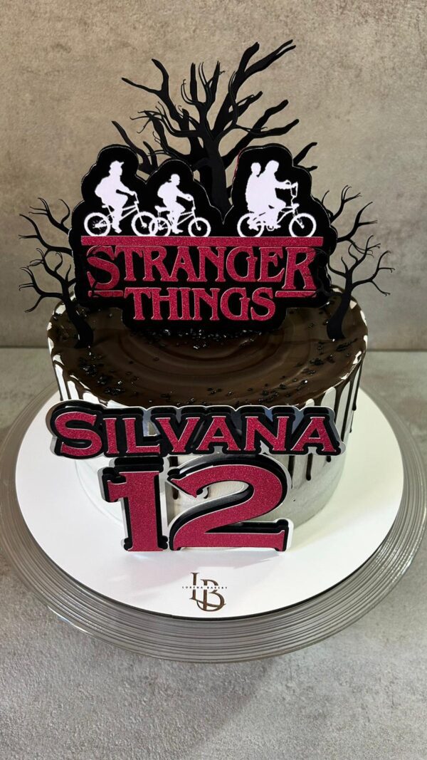 Stranger Things Cake Barcelona, Tarta de Cumpleaños Personalizada en Barcelona