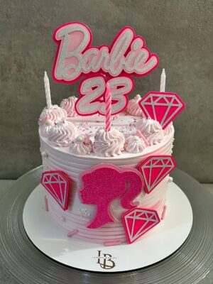 Barbie cake Barcelona, Tarta de Cumpleaños Personalizada en Barcelona