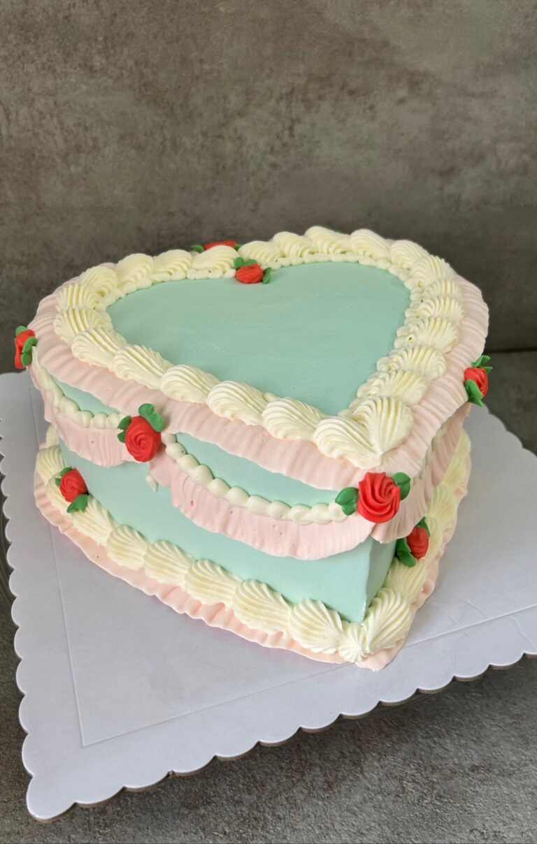 Weding Heart cake Barcelona, Tarta de Cumpleaños Personalizada en Barcelona