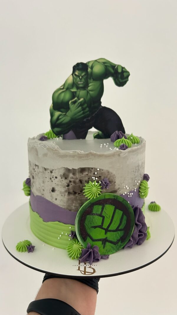 Hulk cake