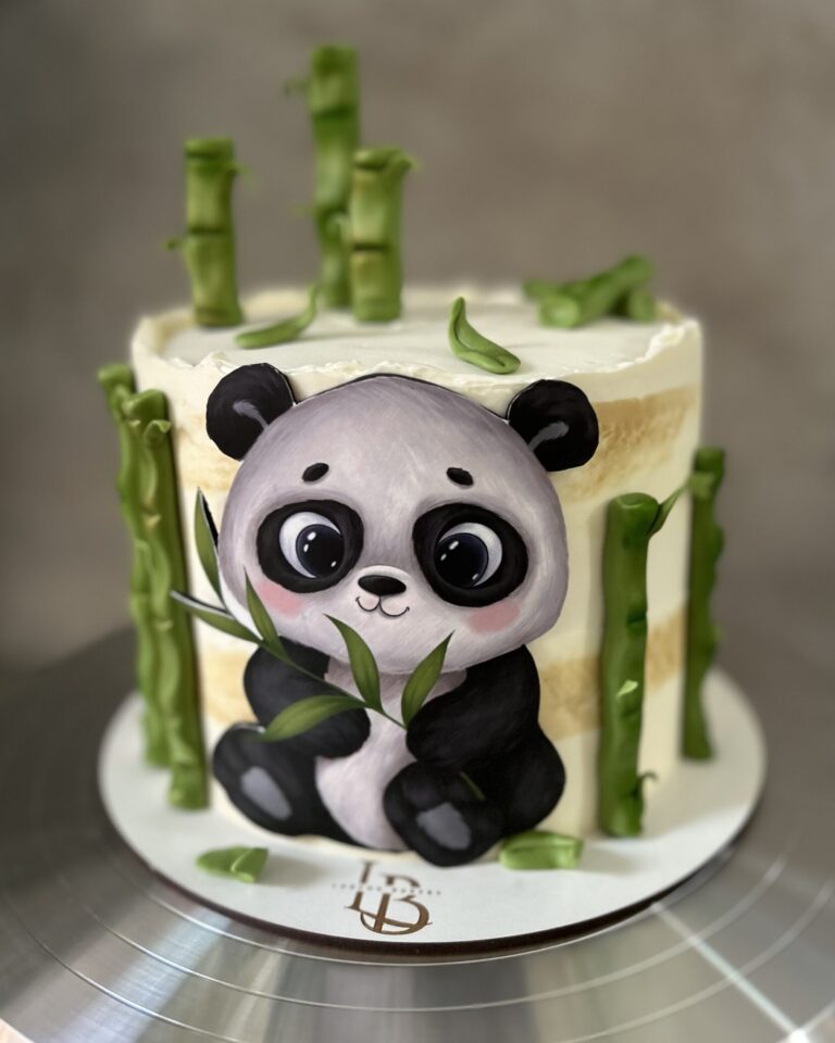 Panda cake