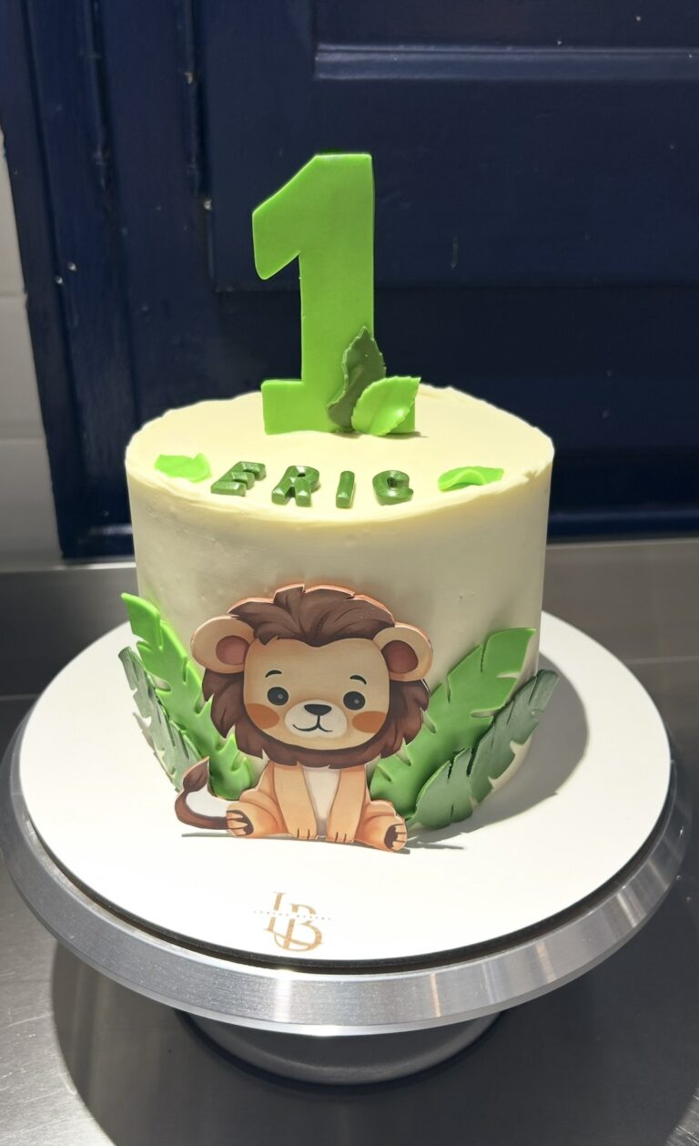 Lion cake