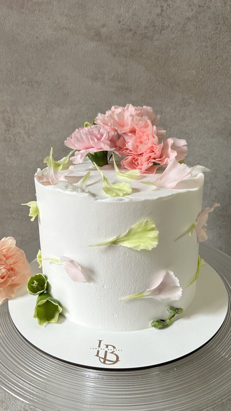 BOHO FLOWERS CAKE