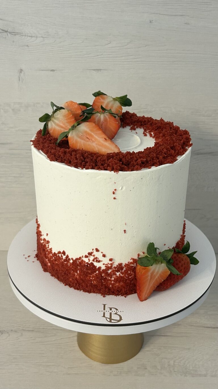 Red Velvet con fresas