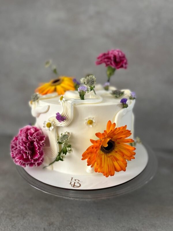 flores naturales cake Tarta personalizada con Flores