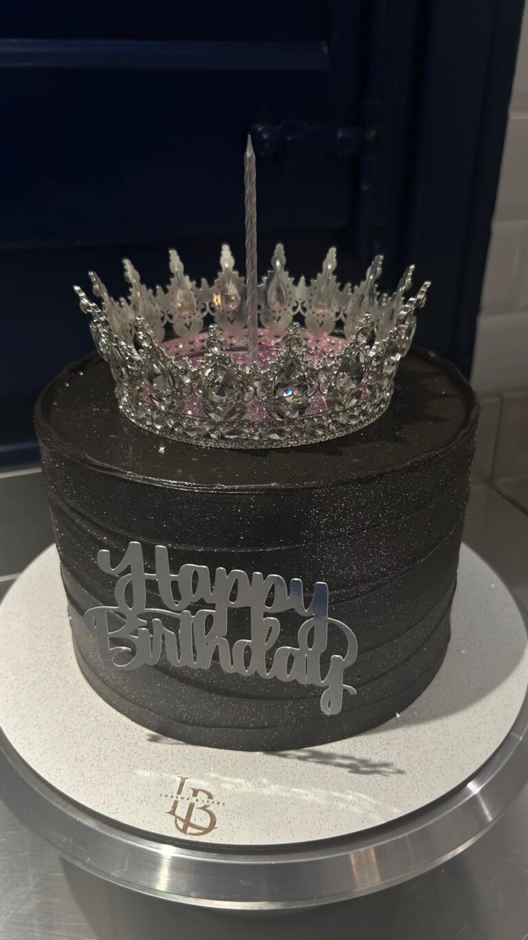 Tarta Corona Plateada