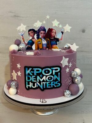 Tarta K-Pop Demon Hunters Personalizada