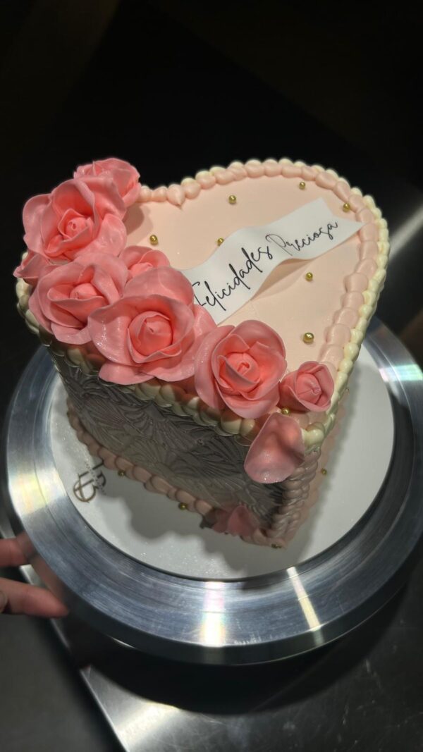 Rose Whisper Heart Cake