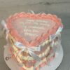 Tarta Vintage Rosa con Lazos Blancos