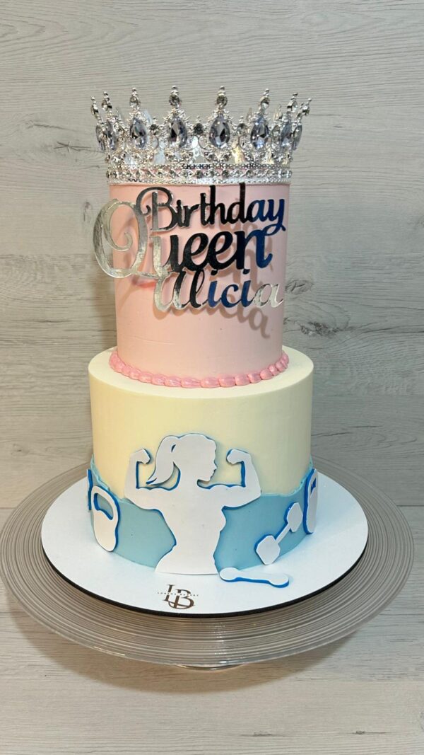 WhatsApp Image 2026-02-09 at 10.20.36 (3) Tarta Alta Birthday Queen con Corona